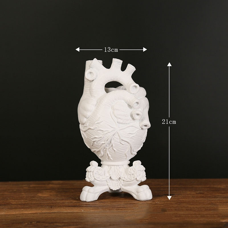 Resin Heart-shaped Vase for Home Decor